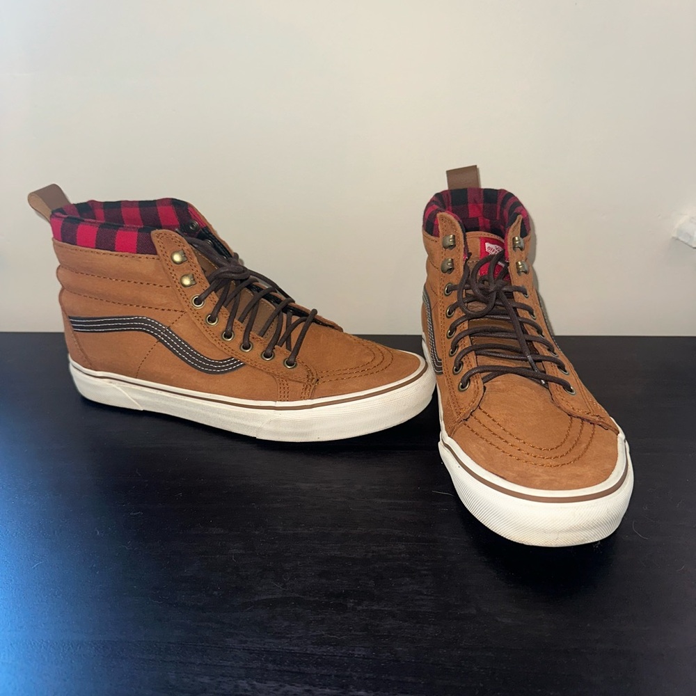 Vans Men's Tan High-Top Sneakers